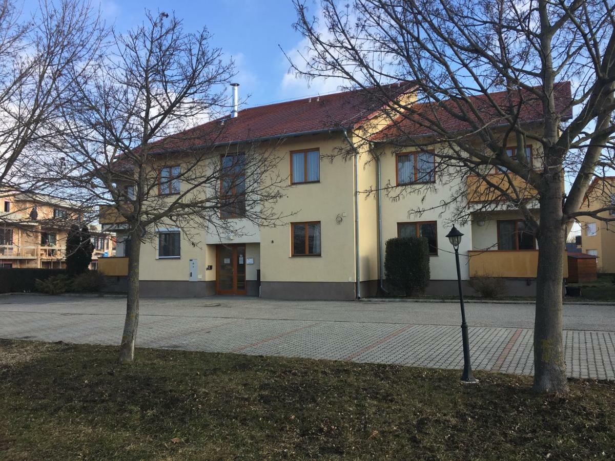 Orchidea Apartman Hegyko Exterior photo